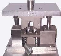 Mild Steel Steel Metallic New Polished Yeshwant Industries progressive press tool