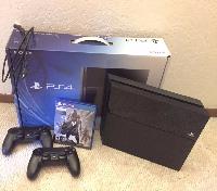 PlayStation 4 500gb + 2 Controllers 3 free games