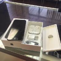 Apple iPhone 6s 64g space grey(sim free)all accessoires intact