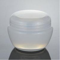 cream packing plastic jars