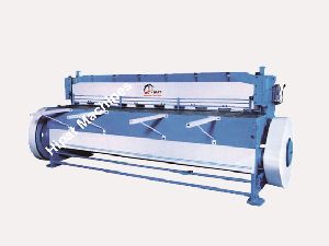 Under Crank Shearing Machine