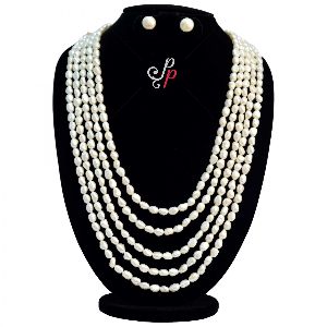 Biwa and Baroque Pearls