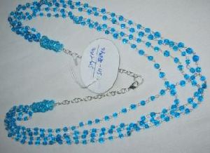 Glossy Glass Bead Necklace