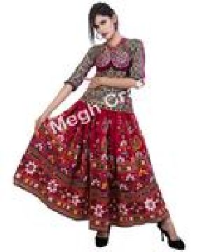 Traditional Gamthi Embroidered Work Skirt