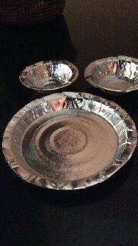Silver Paper Plates & Bowls