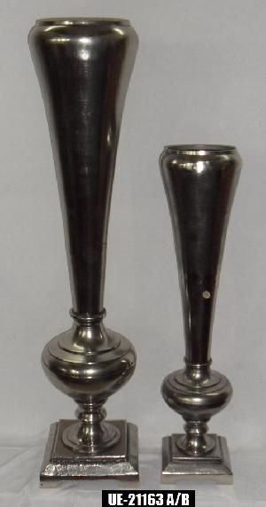 Trumpet Vase with Square Base