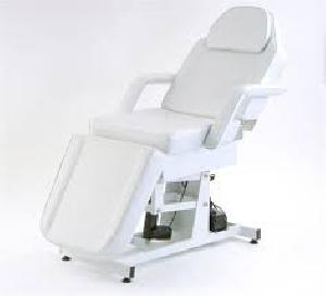 Derma Chair Manufacturers Suppliers Exporters in India