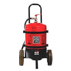 PLUS SIZE STORED PRESSURE FIRE EXTINGUISHER