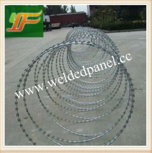 Hot-Dipped Galvanized Razor Barbed Wire