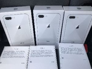 8 PLUS 256GB SILVER SEALED APPLE IPHONE