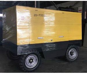 132kw Electric Direct Driven Movable Screw Air Compressor