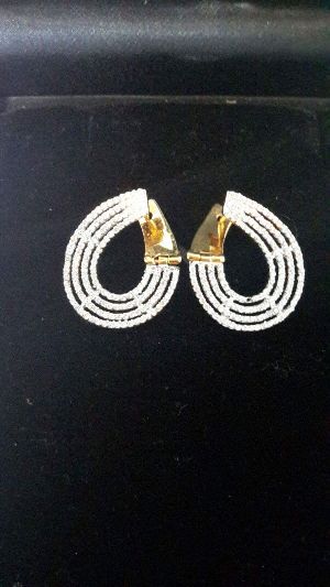 Ladies Gold Bali Earrings