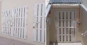 SAND TRAP LOUVERED DOORS