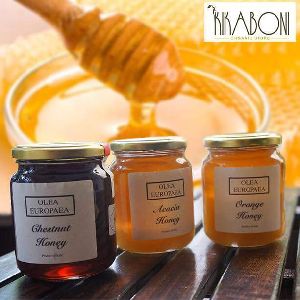 Exotic flavours of honey