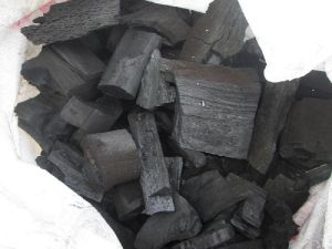 Hardwood Charcoal Lumps, Packaging Type : Black