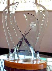 GT-01 Glass Trophy