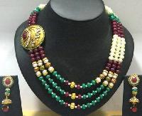 beaded fashion jewelry