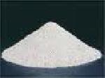 Raw Kyanite powder[ and, uncalcined alumina mortar]