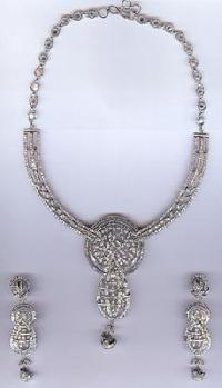Diamond Necklace Set (0010)