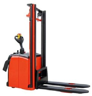 Electric Stacker