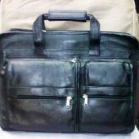 Leather Executive Bag (02)