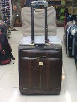 Leather trolley bagas