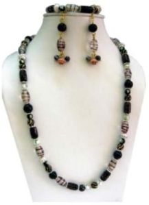 Beaded Necklace Nl 2009 Beaded Necklace Nl 2009