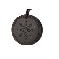 magnetic scalar pendant