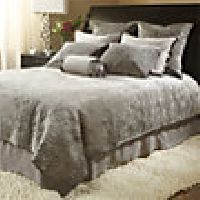 ROANE KING QUILT IN GREY