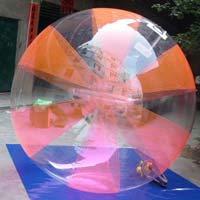 aqua zorbing