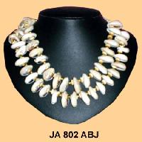 Ja 802 Abj Shell Necklace