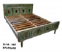 Wooden Teak Color Carving Double Bed