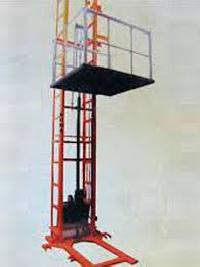 hydraulic material lifts
