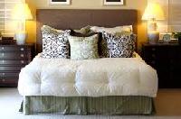 Circles & Squares bed comforters
