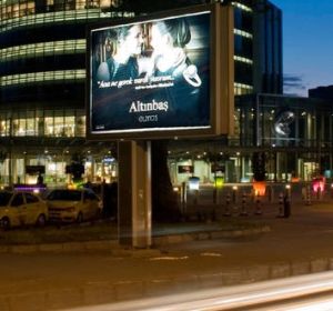 Outdoor Scrolling Light Box Billboard