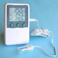 EMT 999 Electronic Min/Max Alarm Thermometer