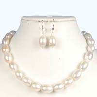 Drop White Color Freshwater Pearl Necklace Earring