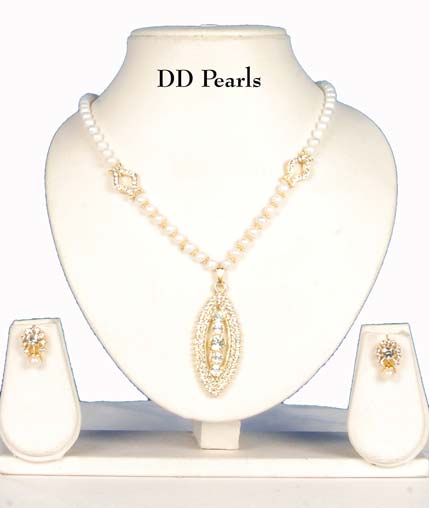 Pearl Necklace, Pendant Set