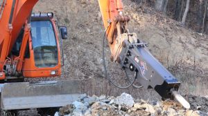 Alpha Series Hydraulic Breaker