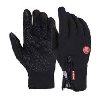 wind gloves