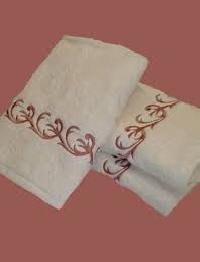 luxury embroidered bath towels