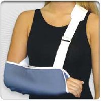 Envelope Arm Sling with Buckle Closure