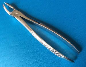Dental Instruments.Extracting Forceps Lower Molars Fig. 32 English