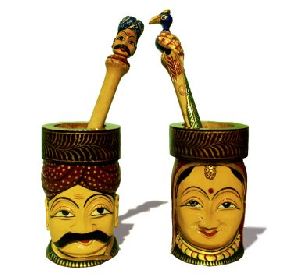 Wooden Face Shaped Pen Holder