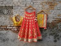 designer lehenga