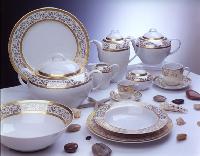 kitchen crockery