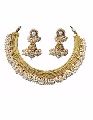 Golden alloy contemporary necklace set