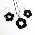Charming 925 Sterling Silver Black Onyx Gemstone Pendant and Earrings Set
