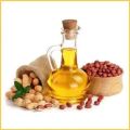 Yellow Liquid natural groundnut oil