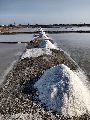 Off White Granules Raw Salt